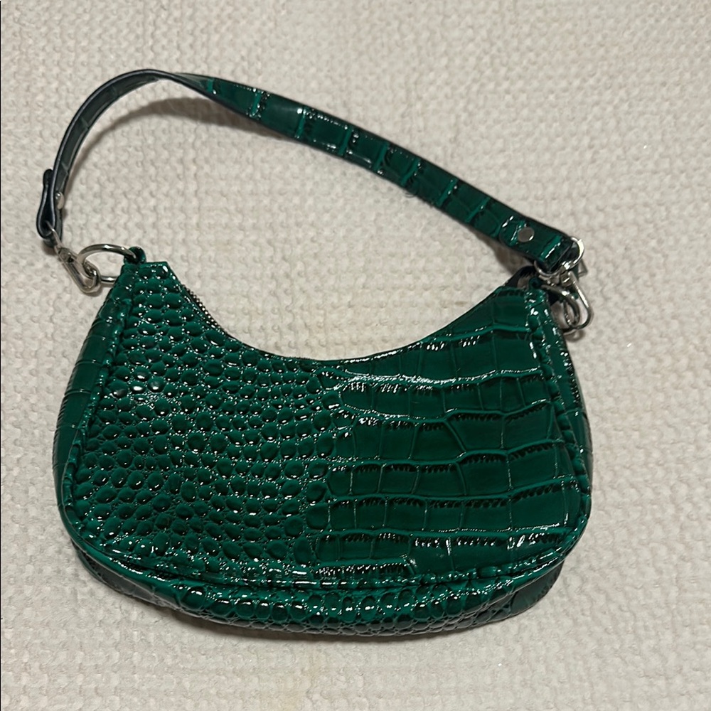 SHEIN Green Crocodile-Embossed Shoulder Bag